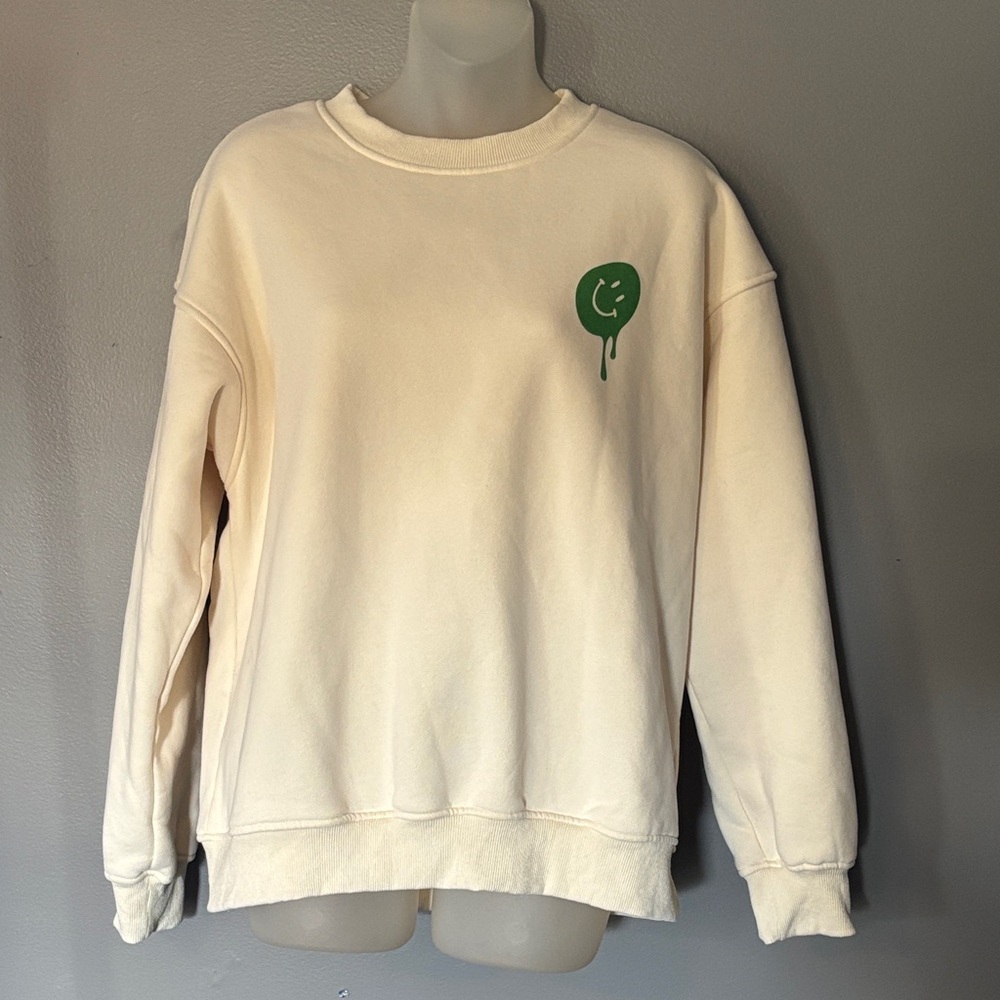 Bailey Rose cream sweatshirt with green smiley faces sz MED